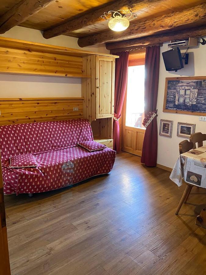 Appartamento Marinella リヴィーニョ エクステリア 写真