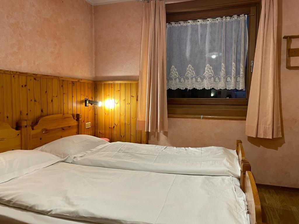 Appartamento Marinella リヴィーニョ エクステリア 写真